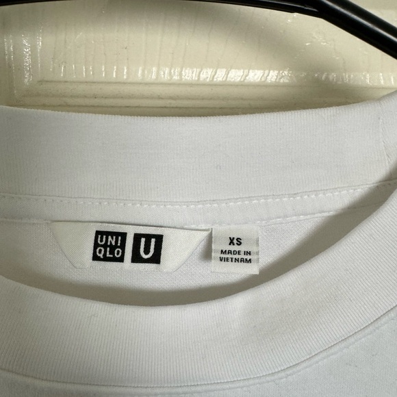 Uniqlo Boxy tee - Picture 2 of 3